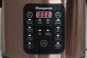 Noi Com Dien Tu Kangaroo 1.8 Lít KG18DR6