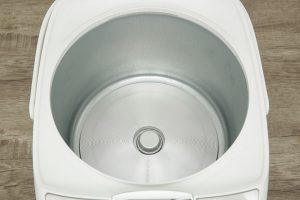 Nồi cơm điện tử Panasonic 1.8 lít SR-CP188NRAM