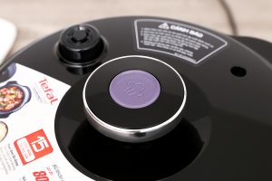 Nồi áp suất điện Tefal CY601868 6 lít