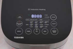 Nồi cơm cao tần Toshiba 1.8 lít RC-18IP1PV