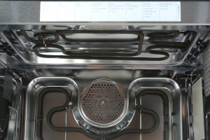 Lò vi sóng có nướng Panasonic NN-CT66MBYUE 27 lít