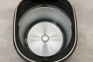 Nồi cơm điện tử Panasonic 1.8 lít SR-DM184KRA