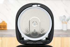 Nồi cơm điện tử Panasonic 1.8 lít SR-DM184KRA