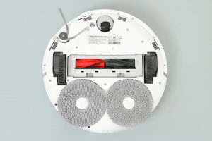 Robot hút bụi lau nhà Roborock Q Revo 5V1 - Trắng