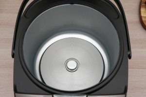 Nồi cơm điện tử BlueStone 1.8 lít RCB-5938