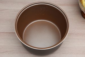 Nồi cơm nắp gài BlueStone 1.2 lít RCB-5512