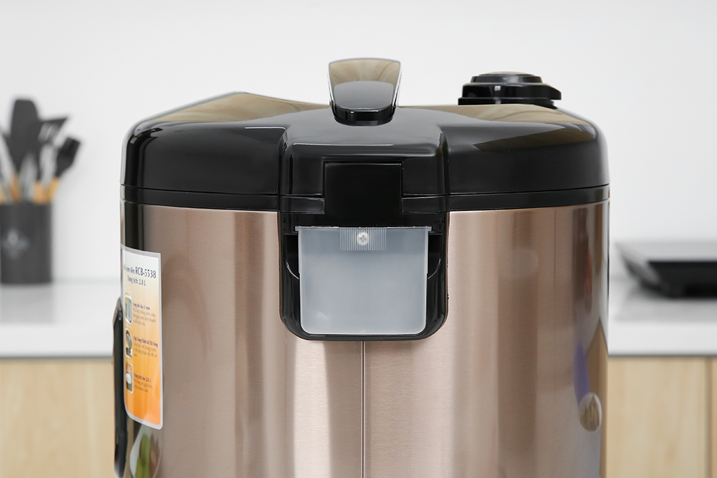 Nồi cơm nắp gài BlueStone 2.8 lít RCB-5538 Nồi cơm nắp gài BlueStone 2.8 lít RCB-5538