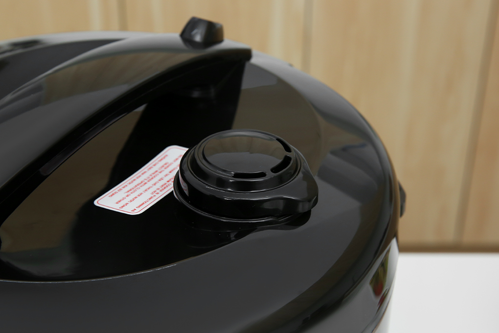 Nồi cơm nắp gài BlueStone 2.8 lít RCB-5538 Nồi cơm nắp gài BlueStone 2.8 lít RCB-5538