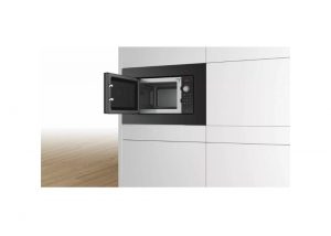 Lò vi sóng Bosch 25 lít BEL653MB3