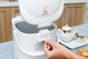 Bình thủy điện Toshiba PLK-45SF(WT)VN 4.5 lít