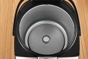 Nồi cơm điện tử Toshiba 1.8 lít RC-18DR2PV(K)