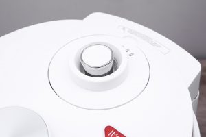 Nồi cơm áp suất cao tần Cuckoo 1.8 lít CRP-LHTR1009F/WHSIVNCV