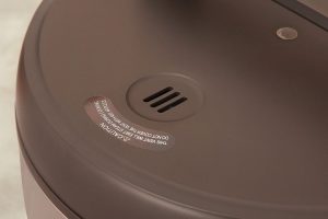 Nồi cơm nắp gài Cuckoo 3.06 lít CR-1755/KBBKCRVN