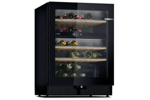 Tủ rượu âm tủ cửa kính Bosch 44 chai KUW21AHG0 Serie 6